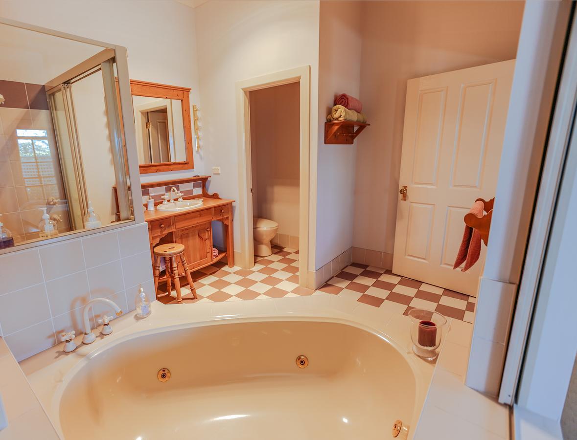สตราเทิร์น พาร์ค ลอดจ์ Bed & Breakfast สโคน ภายนอก รูปภาพ