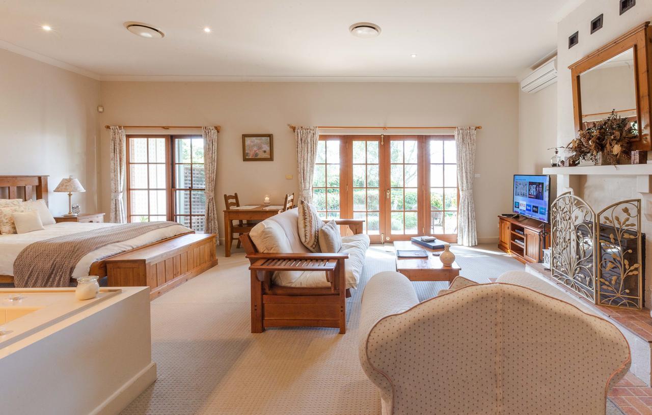 สตราเทิร์น พาร์ค ลอดจ์ Bed & Breakfast สโคน ภายนอก รูปภาพ