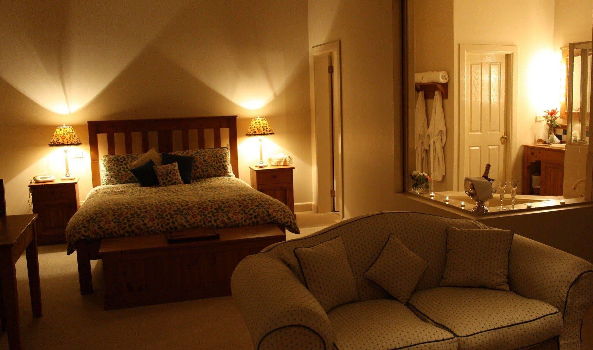 สตราเทิร์น พาร์ค ลอดจ์ Bed & Breakfast สโคน ภายนอก รูปภาพ